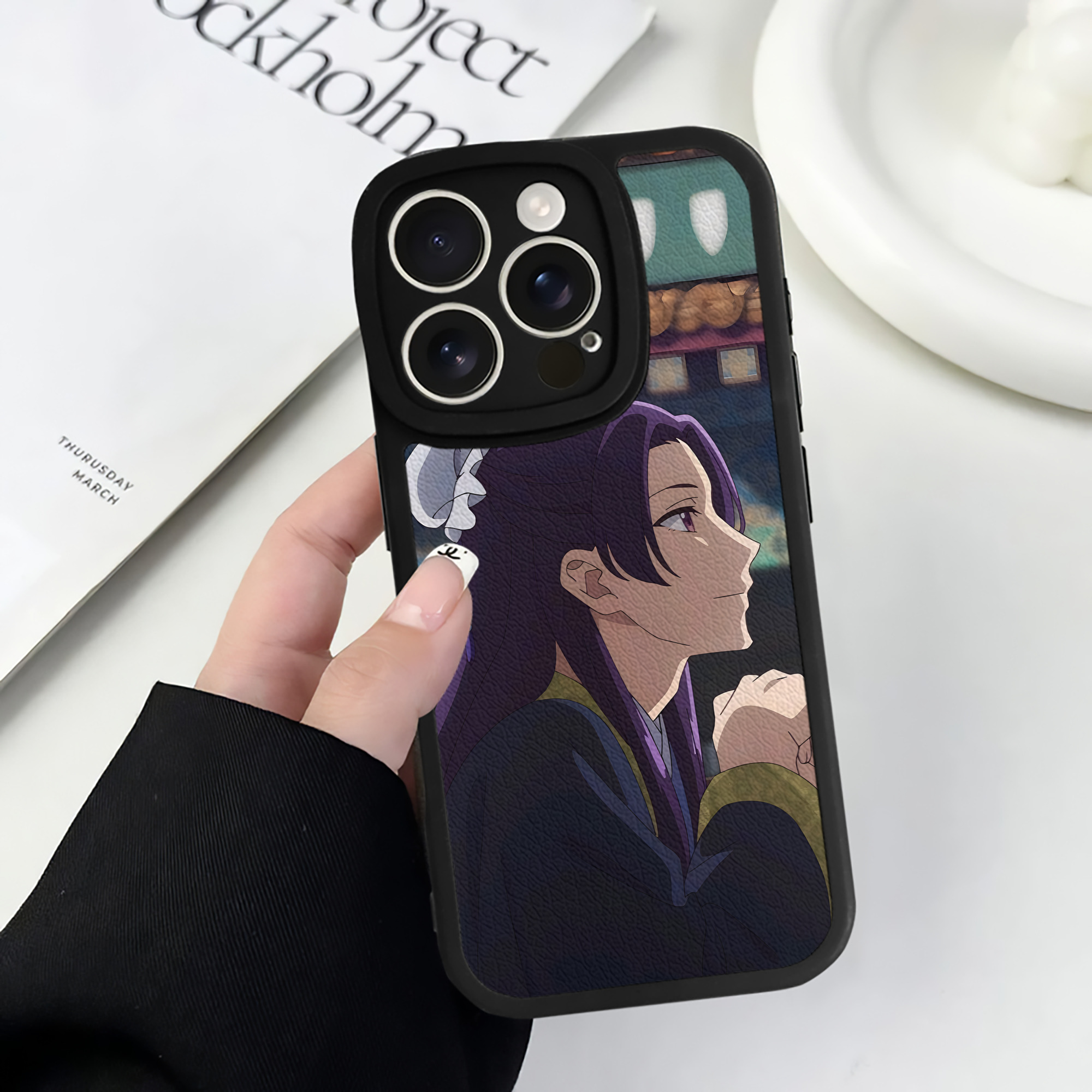 （画像用） 薬屋のひとりごと The Apothecary Diaries 【iPhone 16シリーズ対応】シリコンスマホケース（レザー調） 材質：シリコン